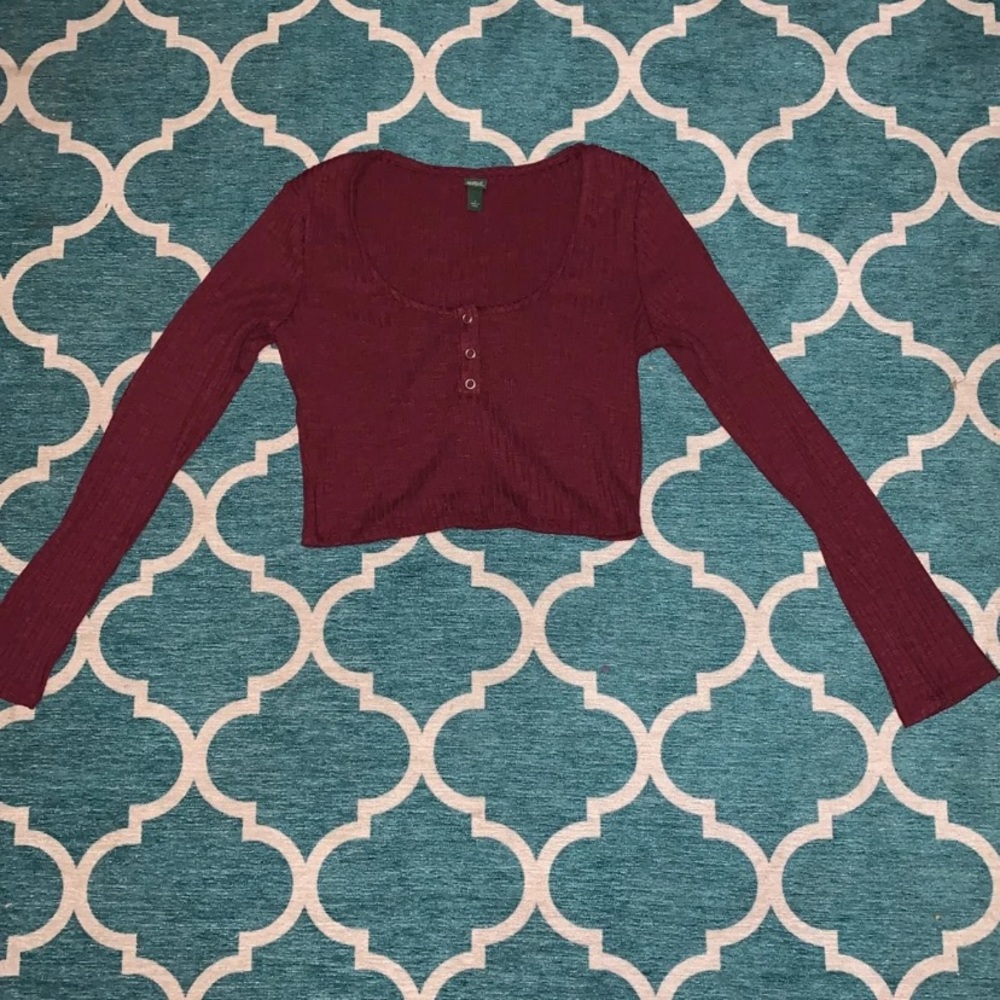 Low Cut Crop Top